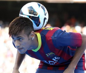 官方娱乐平台-德约科维奇跨界暴击IG？AI虚拟赛场惊现三栖战神，德约科维奇跨界暴击IG？AI虚拟赛场惊现三栖战神